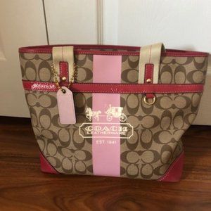 Coach Tote with original horse and carriage design